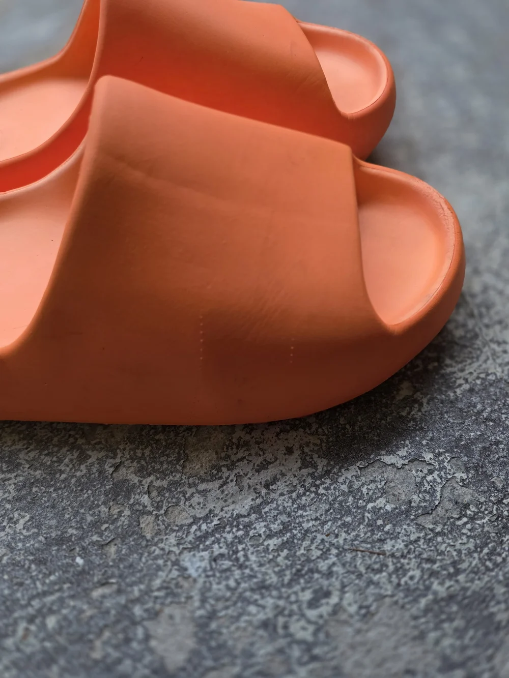 adidas Originals Orange Yeezy Slide Sandals - Picture 8 of 11